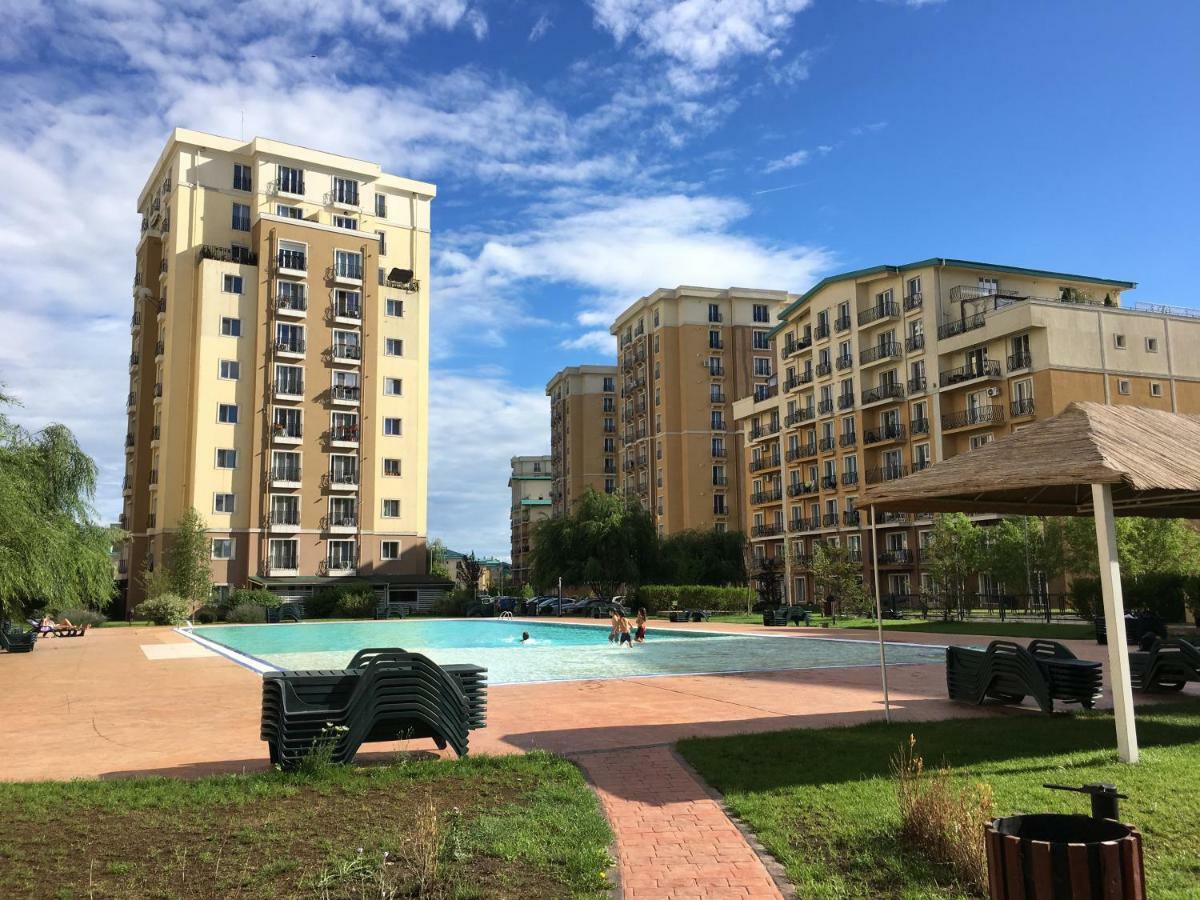 Luxury Apartment With Pool In North Bucharest Cretuleasca المظهر الخارجي الصورة